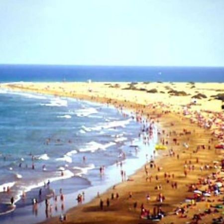 Step To Yumbo Apartment Maspalomas  Bagian luar foto