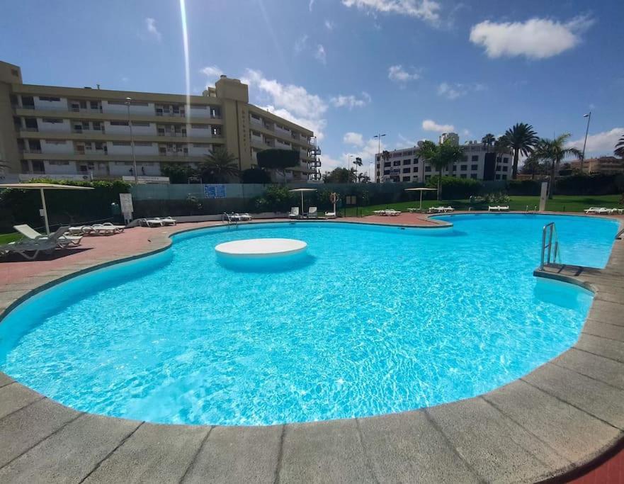 Step To Yumbo Apartment Maspalomas  Bagian luar foto