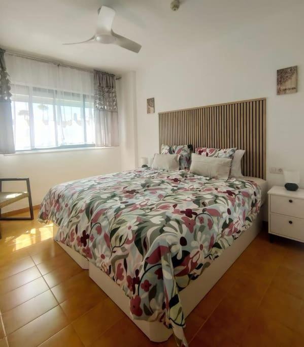 Step To Yumbo Apartment Maspalomas  Bagian luar foto